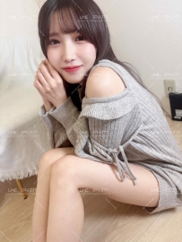 Tsumugi Shiraishi 154cm / C cup / 24y / 39kg 🍑 Slim, petite, and lightweight