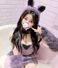 花音164cm / E罩杯 / 46kg / 22歲  🍑 E奶飽滿，腰細腿直，膚白Q彈  😽 甜中帶騷