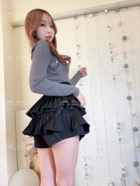 なかむら みつき 162cm / Cカップ / 20歳 / 43kg 🍑 ほっそりとしたスタイル、Cカップ
