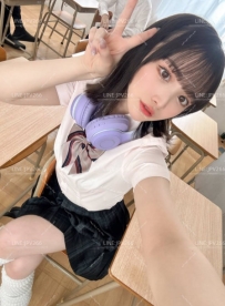 Mioh 160cm / F cup / 46kg / 23y  🍑 Petite but busty, soft and curvy F-cups