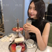朝比奈 澪162cm/C罩杯/45kg/25歲  🌸 清新脫俗的氣質感，外型文靜又迷人  💗 白皙皮膚