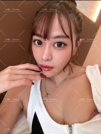 綾瀨真緒 170cm/D罩杯/25歲  🍑 高挑身材、D奶豐滿自然  💗 優雅外表下藏著小野性，互