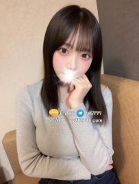 #在校大學生  157cm·E罩杯·21歲