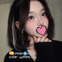 豐滿系小隻馬157/E/21歲稚嫩肉體，157精緻身高卻藏著驚人E奶。