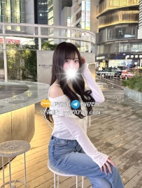 160cm·D罩杯·21歲  甜美外表帶點青澀