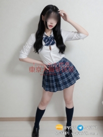 19歲超萌嬌小蘿莉，152cm迷你可愛身材，C罩杯粉嫩挺翹小乳超誘人！