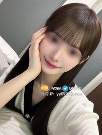 #清冷氣質美女 23歲 163cm C罩杯  修長的身材比例很優，腿長腰細，